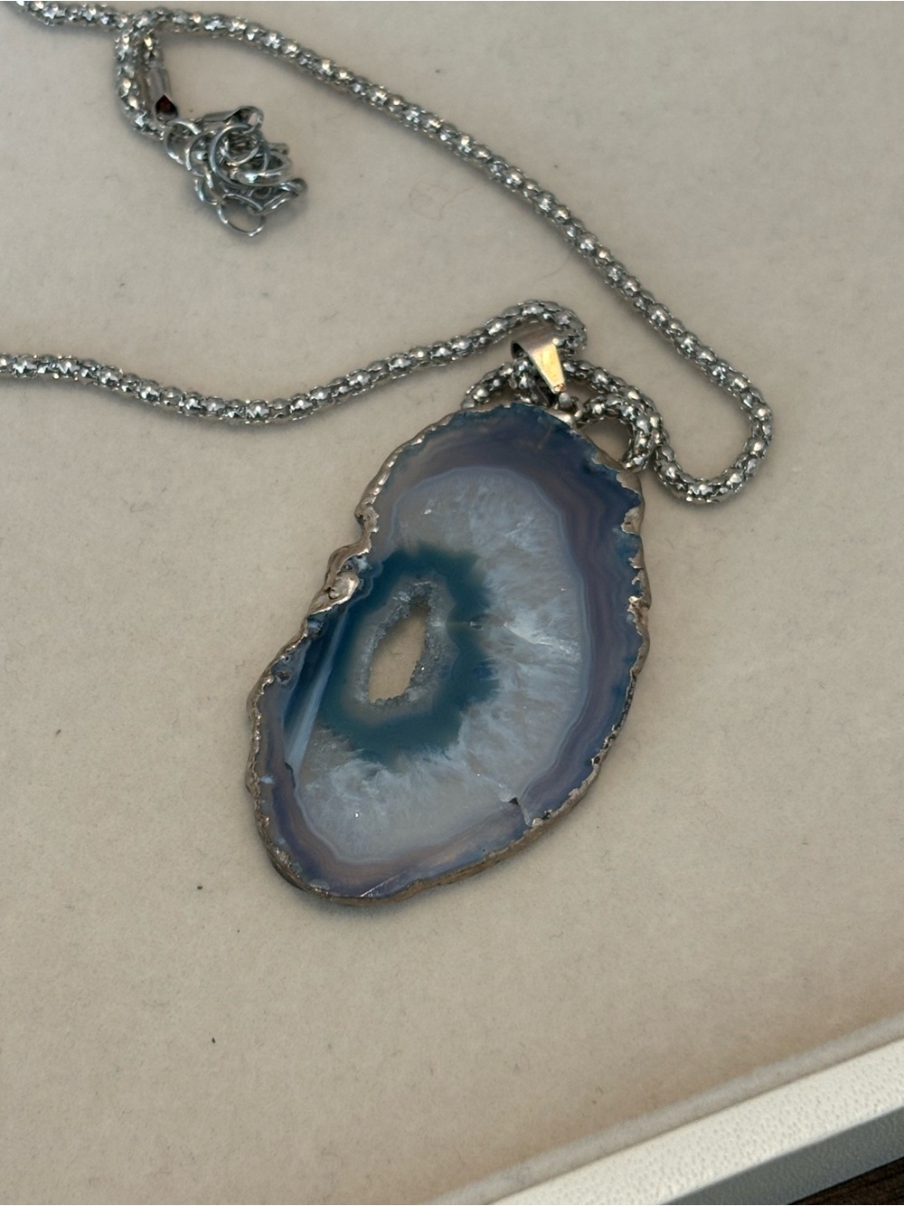 Silver Chain Blue Agate Slice Pendant Necklace